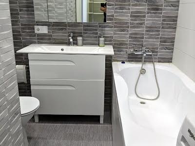 квартира за адресою Ованеса Туманяна вул., 15а