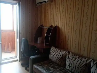 квартира за адресою Ревуцького вул., 18-А