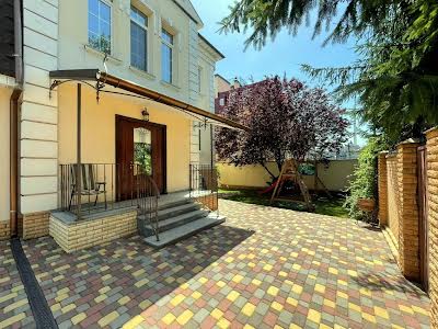 будинок за адресою шмідта отто