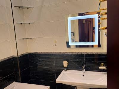 квартира за адресою Петропавлівська вул., 40