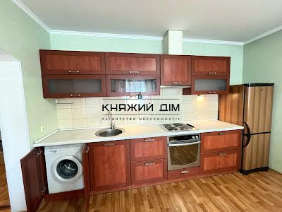 квартира по адресу Миколы Бажана просп., 12