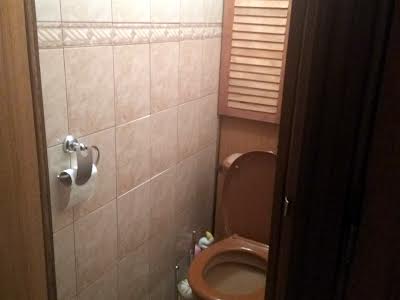 квартира за адресою Братиславська вул., 44/2