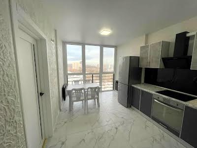 квартира за адресою Київ, Ракетна вул., 24