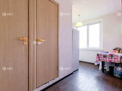 квартира за адресою Старицького вул., 9