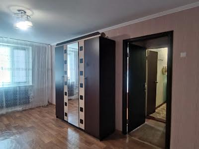 кімната за адресою Роганська вул., 152