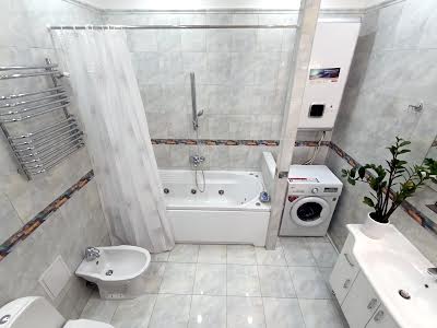 квартира за адресою Назарівська вул. (Вєтрова), 11