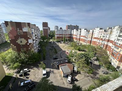 квартира по адресу Червоной Калины просп. (Владимира Маяковского), 8