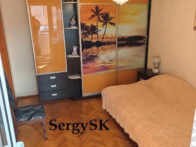 квартира за адресою Анни Ахматової вул., 23