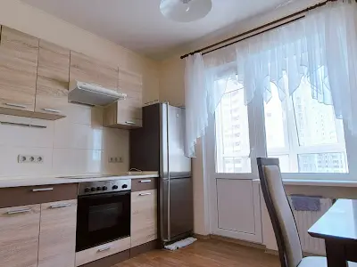 квартира за адресою Бориса Гмирі вул., 12-Б
