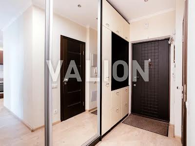 квартира за адресою Регенераторна вул., 4