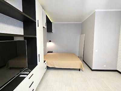 квартира за адресою Сім'ї Кульженків вул. (Петра Дегтяренка), 35
