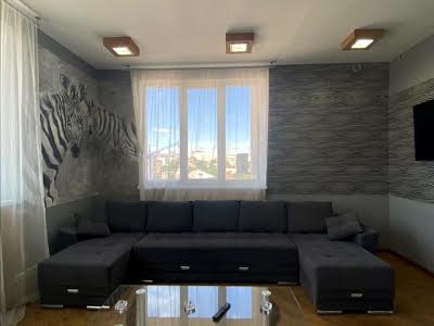 квартира за адресою Миколаївська вул. (Короленка), 23