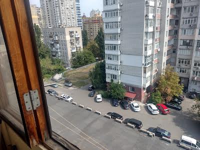 квартира за адресою Казарменна вул. (Григорія Андрющенка), 4Б
