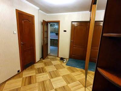квартира за адресою Лабораторна вул., 14