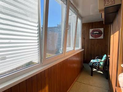 квартира за адресою Оноре де Бальзака вул., 65