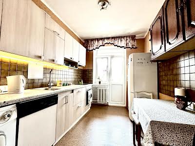 квартира по адресу Старонаводницкая ул., 4-А