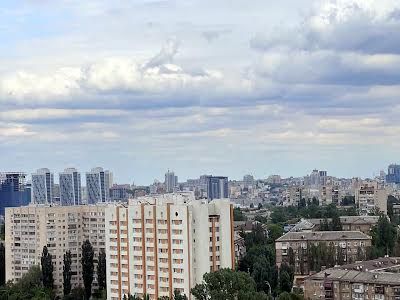 квартира по адресу Полевая ул., 73