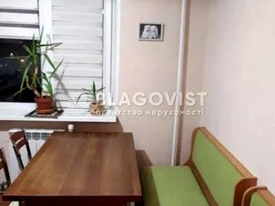 квартира по адресу Александра Мишуги ул., 3