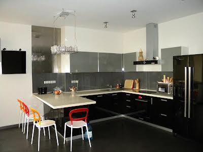 квартира за адресою Старонаводницька вул., 6-Б