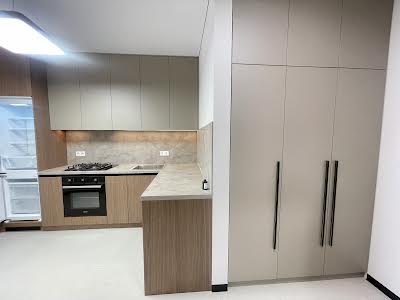квартира за адресою Миру вул., 1