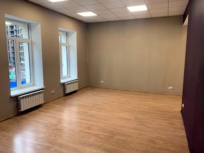 комерційна за адресою Глибочицька вул., 40