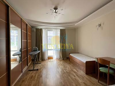 квартира за адресою Дмитрівська вул., 17-А