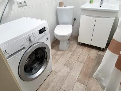 квартира за адресою с. Петропавлівська борщагівка, Оксамитова вул., 20г