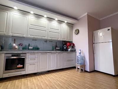 квартира по адресу Александра Кошица ул., 9-Б