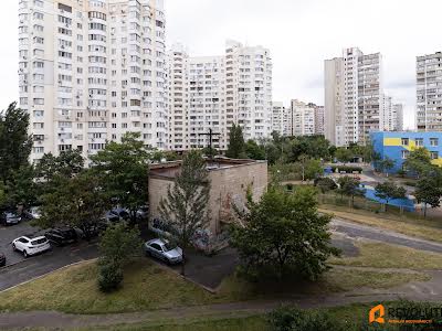 квартира по адресу Ларисы Руденко ул., 3-Б