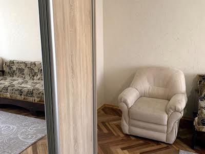 квартира за адресою Митрофана Довнар-Запольського вул., 4а