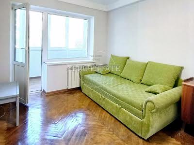 квартира по адресу Сулеймана Стальского ул., 6