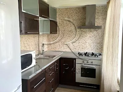квартира за адресою Раїси Окіпної вул., 7