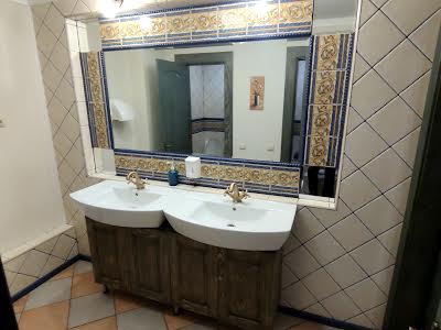 коммерческая по адресу Печерская ул., 2