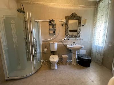 квартира за адресою Інститутська вул., 24/7