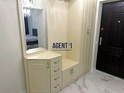 квартира за адресою Зелена вул., 10