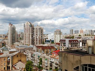 квартира по адресу Саксаганского ул., 121