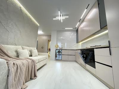 квартира по адресу с. Софиевская борщаговка, Мартинова просп., 20
