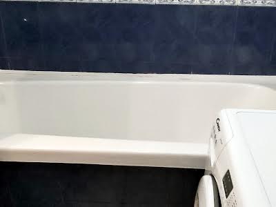 квартира по адресу Героев Днепра ул., 42-Б