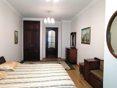 квартира по адресу Кловский спуск, 5
