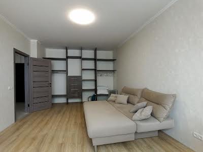 квартира по адресу Рональда Рейгана ул., 40