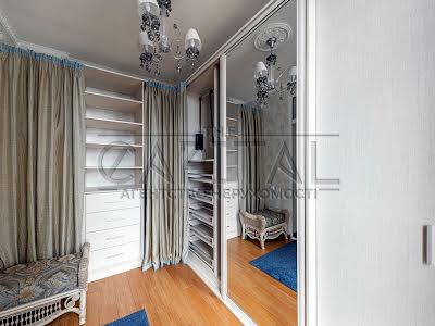 квартира за адресою Дмитрівська вул., 80