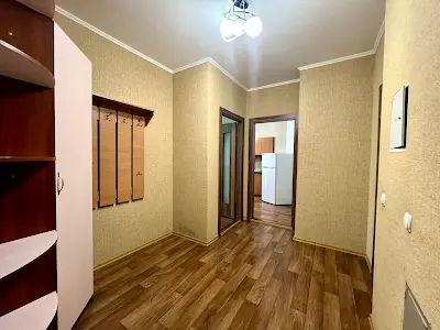квартира за адресою Ревуцького вул., 7-В