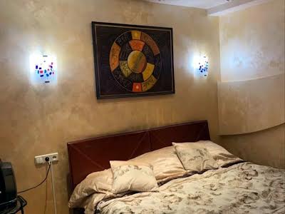 квартира за адресою Байрона просп., 167