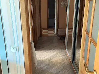 квартира по адресу Ревуцкого ул., 19/1