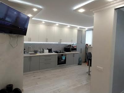 квартира за адресою Соломії Крушельницької вул., 15