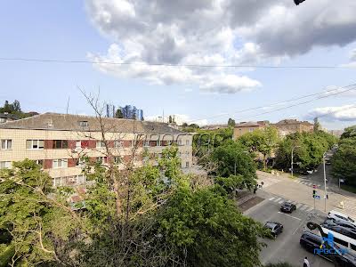 квартира за адресою Джона Маккейна вул. (Івана Кудрі), 9