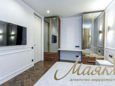 квартира по адресу Джона Маккейна ул. (Кудри Ивана), 1