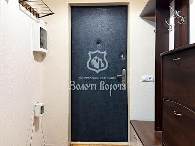 квартира за адресою Вишняківська вул., 13б