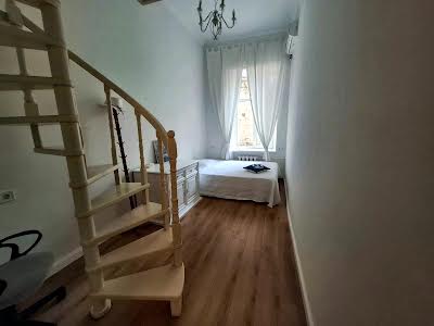 квартира за адресою Михайлівська вул., 24б