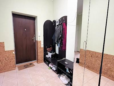 квартира по адресу Строителей ул., 30